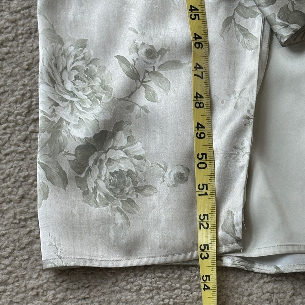 V. Chapman June Printed Corset Front Slit Satin Gowm - Picture 15 of 15